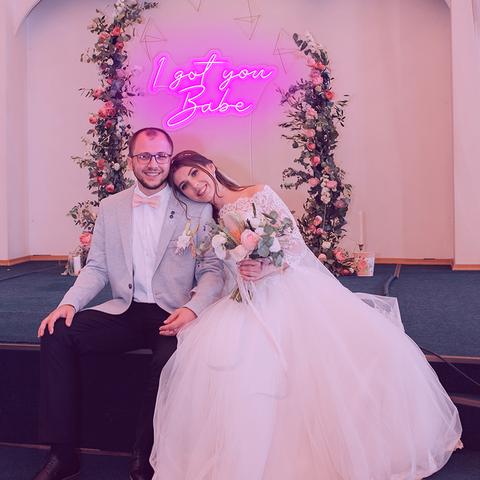 5 Ways To Brighten Up Your Wedding
