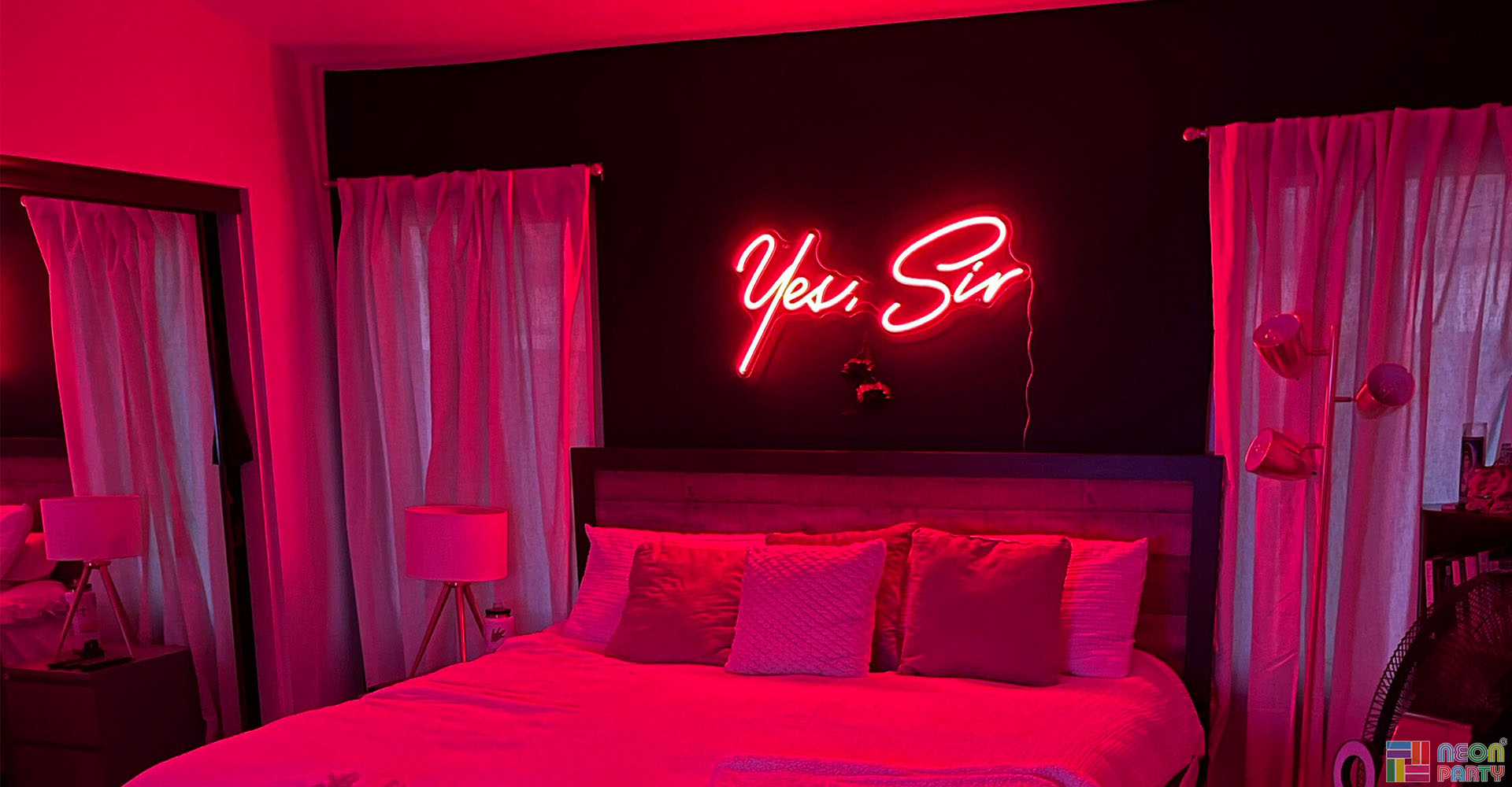 'Yes,Sir' Neon