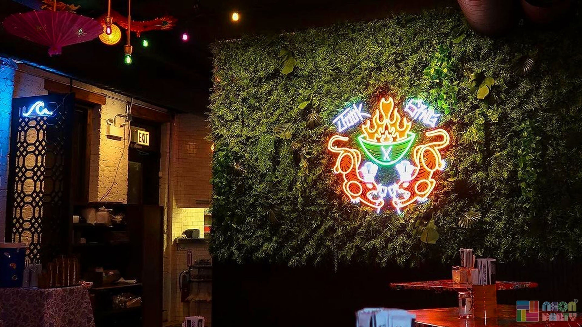 Neon Party’s Vibrant LED Neon Artworks For Jook Sing