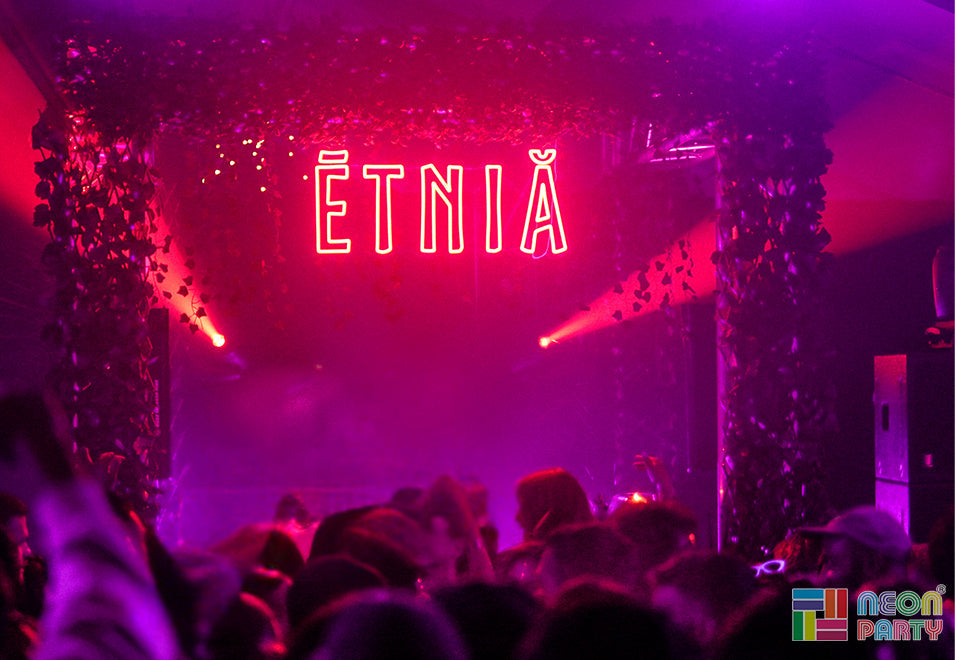 Neon Party Brought Etnia’s Soulful Vibes to Life in Neon Sign