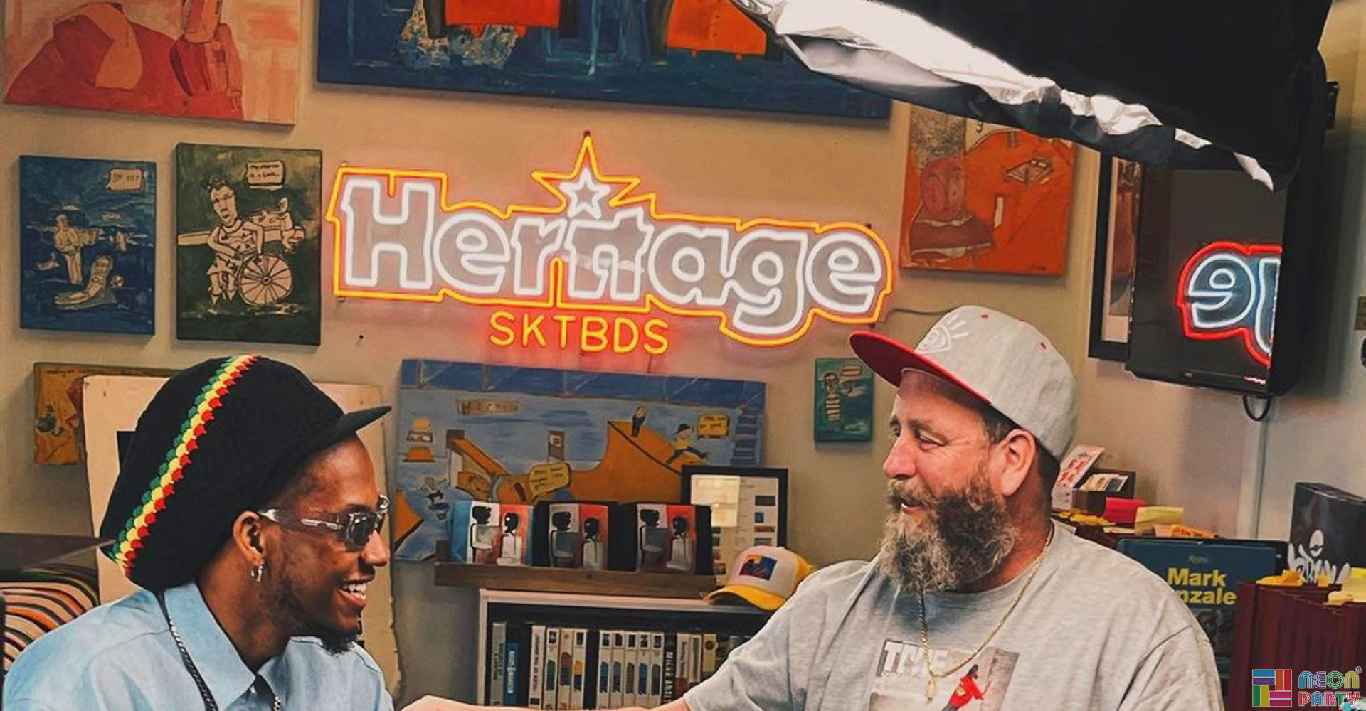 Heritage SKTBDS Neon Sign For Perfect Brand Visibility