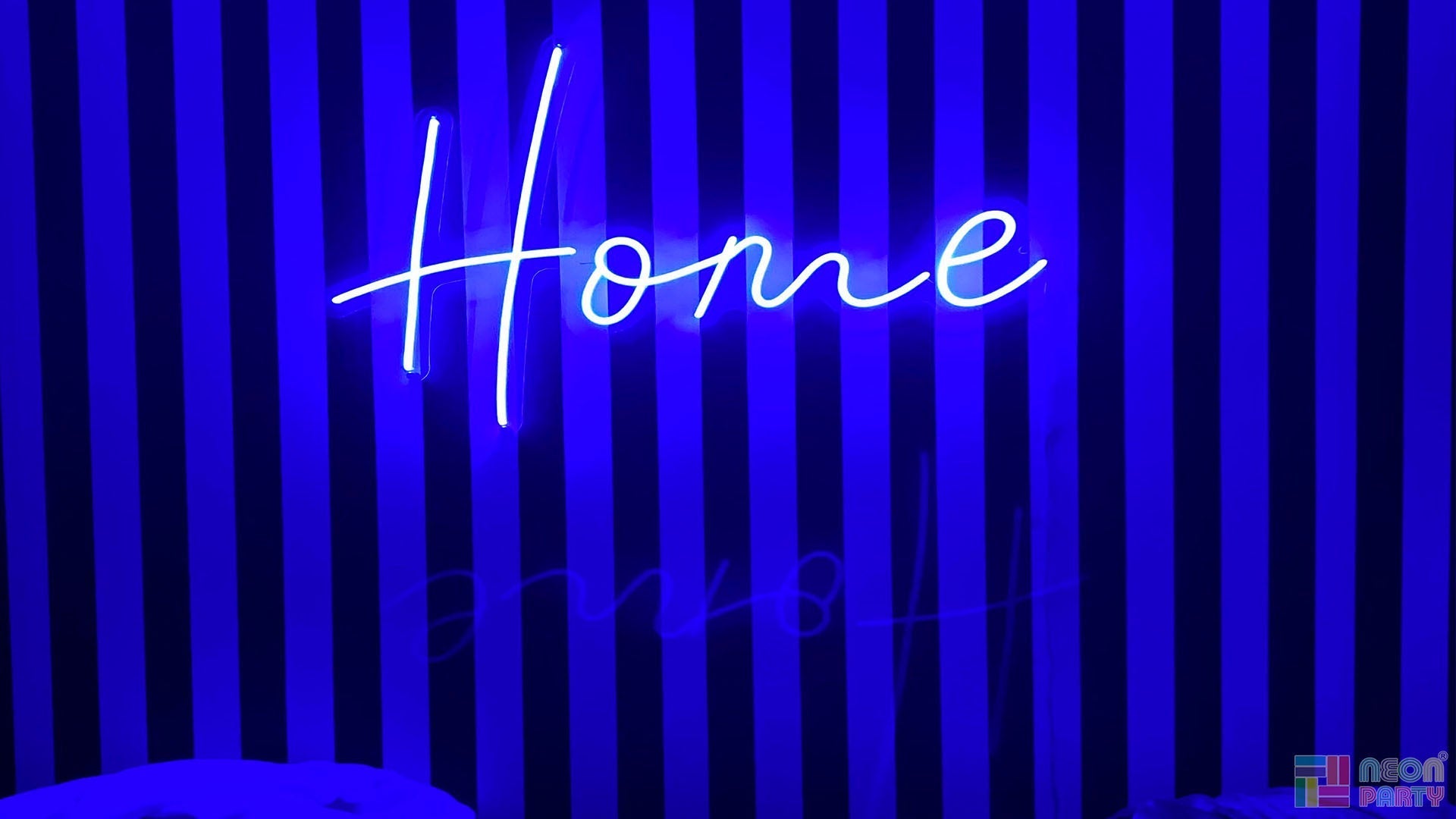 Home Neon Signs For Kaylee Ewen's Living room