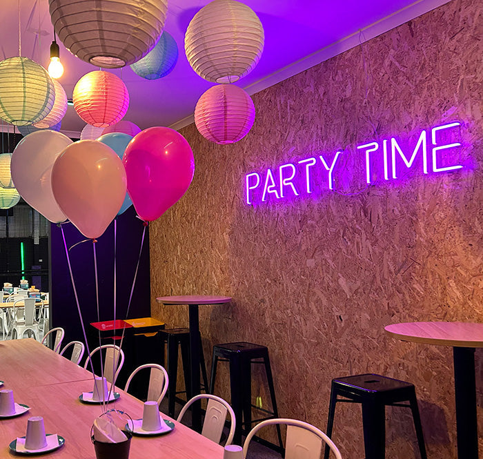 Why Businesses Are Switching From Printed Signs To LED Neon Signs
